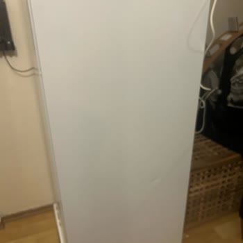 Yeni Alınan Derin Dondurucuda Çizik Ve Sorumluluk Karmaşası