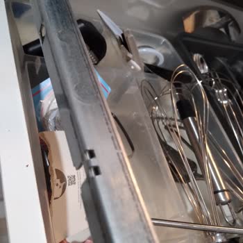 Mutfak Dolabı Çekmece Rayı Parçası Bulunamıyor