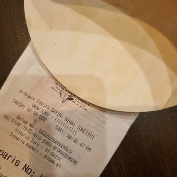 Burger King Patatesinden Kıl Çıktı, Paramı Geri İstiyorum!