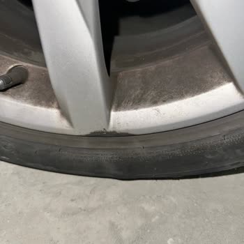 Sıfır Lastikte Balon Sorunu Ve Garanti Mağduriyeti