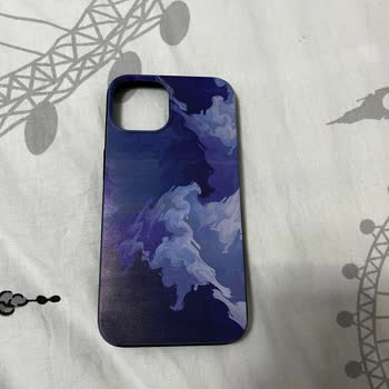 Ürün Görsellerden Farklı, Yoğun Boya Kokusu Ve Hatalı Baskı Sorunu