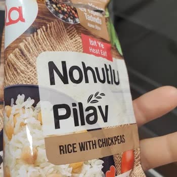 Hazır Nohut Pilavdan Küflü Ve Şüpheli Cisim Çıktı!