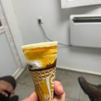 Aldığım Algida Cornetto Dondurmanın Yarısı Boş Çıktı