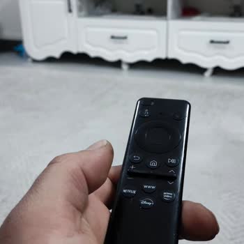 Samsung Akıllı Kumanda Şarj Sorunu Ve Kalite Hayal Kırıklığı