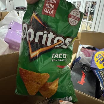 Doritos Paketinden Çıkan Tuhaf Ve Katılaşmış Madde Midemi Bulandırdı