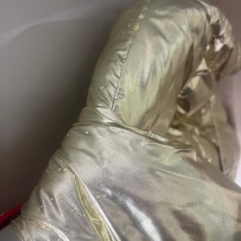 Kullanılmadan Eskiyen Mont: Kalite Hayal Kırıklığı