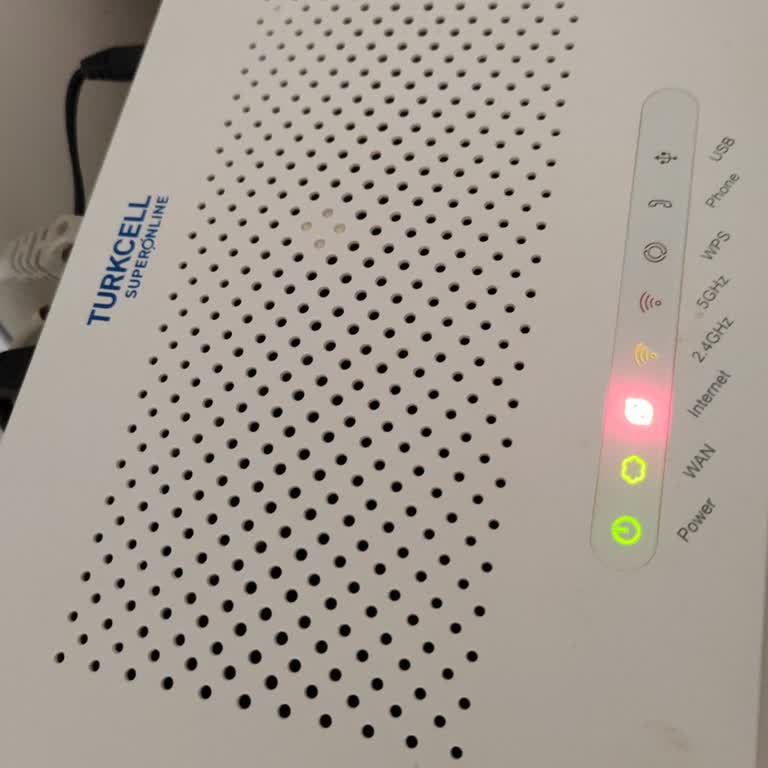 64 Saattir Süren İnternet Kesintisi Ve Belirsiz Çözümler