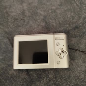 Sipariş Ettiğim Retro Kamera Geç Geldi Ve Sorunlu Çıktı