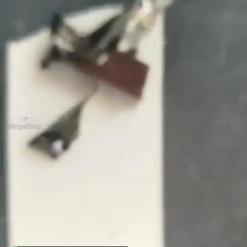 Eti Karam Çikolata Tüketirken İçinden Kadın Saçı Çıktı