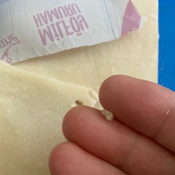 Milföy Hamurunda Taş Çıkması Nedeniyle Sağlık Endişesi