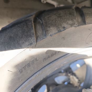 10 Aylık Lastikte Erken Çatlaklar Ve İlgisizlik Mağduriyet Yarattı