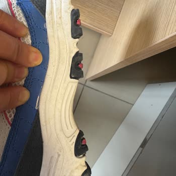 Aldığım Skechers Ayakkabı Kısa Sürede Açıldı, Garanti Destek Vermedi