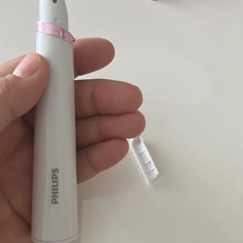 Philips Kaş Kısaltma Aparatı Bozuk Çıktı, Ücret Talep Ediliyor