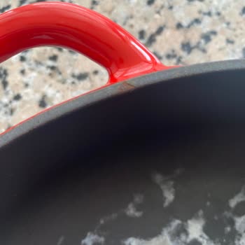 Küf Ve Yapışma Sorunu Yaşadığım Tencerenin Değişimini Talep Ediyorum