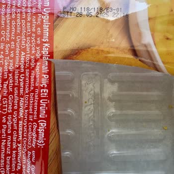 Aldığım Şnitzelin İçinden Civciv Tüyü Çıktı, Sağlığımız Tehlikede