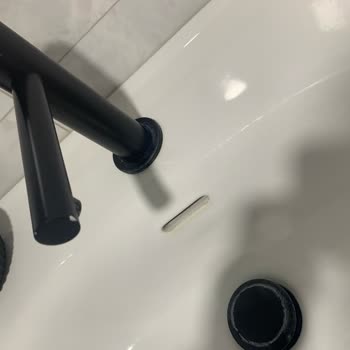 Vitra Bataryalarda Hızlı Renk Solması Ve Yetersiz Servis Desteği