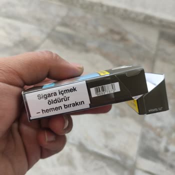 Sigara Paketinden Çıkan Kirli Kağıt Parçaları Endişesi