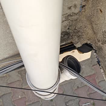 Fiber Kablo Kurulumu Sonrası Balkonum Zarar Gördü, Sorunum Giderilmiyor