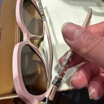 Atasun Optik'ten Alınan Burberry Gözlük İlk Kullanımda Kırıldı Değişim İstiyorum