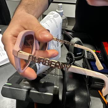 Atasun Optik'ten Alınan Burberry Gözlük İlk Kullanımda Kırıldı Değişim İstiyorum