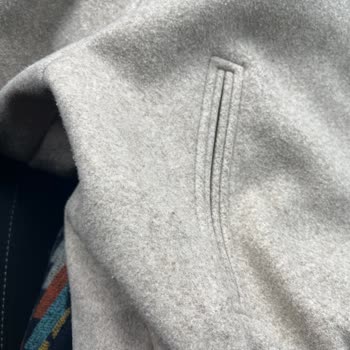 Zara Montta Tüylenme Ve Yanıltıcı Bilgi Şikayeti