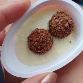 Bozuk Kinder Sürpriz Yumurta Nedeniyle Çocuk Sağlığı Riski