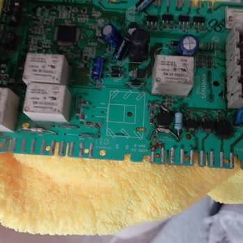 Buzdolabı Tamiri Sonrası Aynı Gün Tekrarlayan Arıza Ve İletişim Sorunu