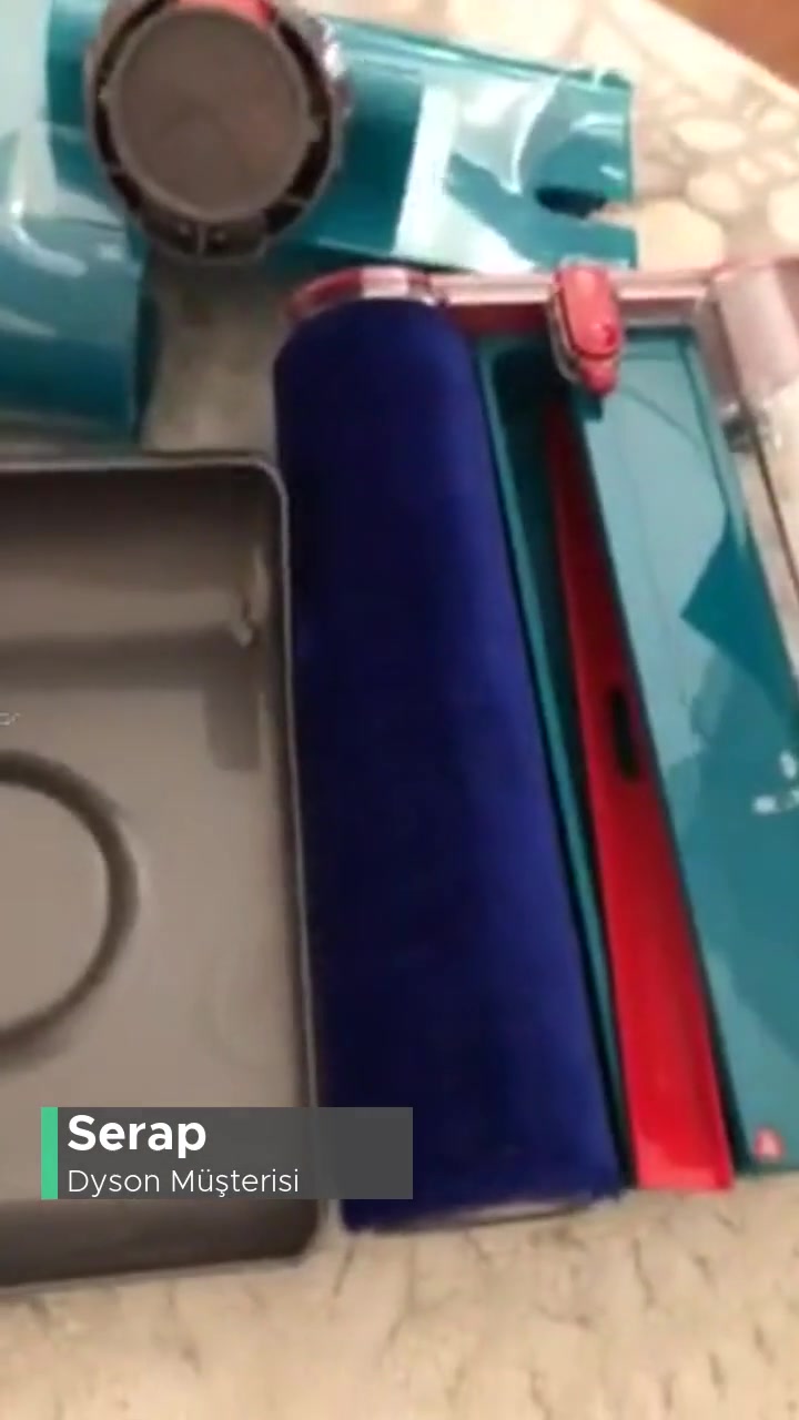 Dyson Israrla Hatalı Ürün Yolluyor videonun kapak resmi