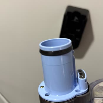 Philips Dikey Süpürgede Kırılan Parça İçin Yardım Talebi