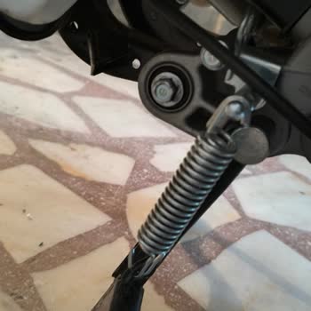 Yeni Motosikletin Aks Vidası Gevşedi Ölüm Riski Atlattım