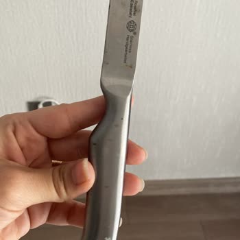 Aldığım Bıçak Seti İlk Kullanımda Paslandı, İlgisizlikle Karşılaştım