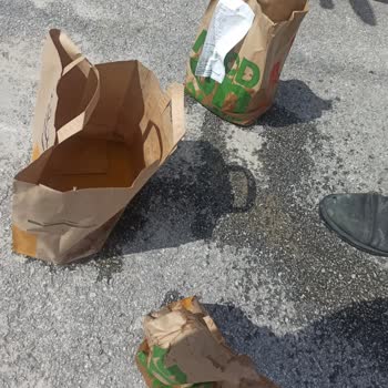 Siparişimdeki İçecekler Yemeğimi Mahvetti, Yetersiz Çözüm Sunuldu