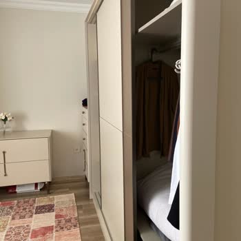 Yatak Odası Ve Yemek Masasında Teslimat Ve Kalite Sorunları Yaşadım