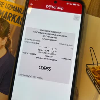 Gözlük Teslimatında Yaşanan Gecikme, İade Sürecinde Olumsuz Davranış Ve Maddi Kayıp