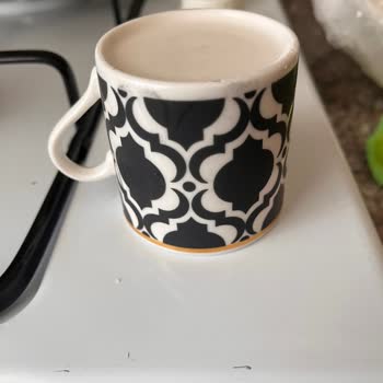 Aytaç AVM (Bolluca)'den Aldığım Fincan Elde Renk Bırakıyor