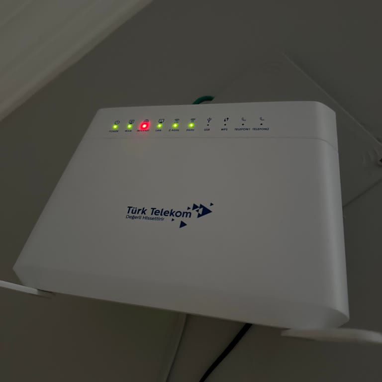 Uzun Süreli İnternet Kesintisi Nedeniyle Maddi Mağduriyet Yaşıyorum