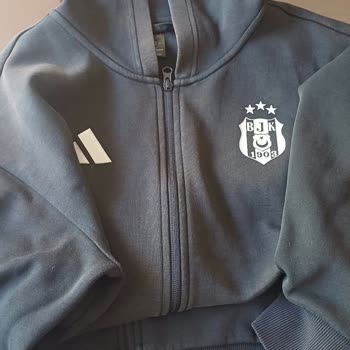 Satın Alınan Hırkanın Renk Atması Ve Değişim Talebinin Reddedilmesi