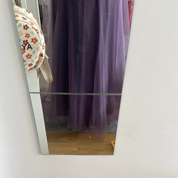 Hatalı Elbise Ve İlgisiz Müşteri Temsilcisiyle Hayal Kırıklığı