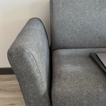 Enza Home Koltuk Tamiri İçin Çözüm Bekleniyor, İletişim Yetersizliği Yaşanıyor