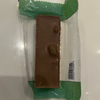 Harras Fıstıklı Çikolata Neredeyse Fıstıksız Çıktı, Hayal Kırıklığı Yaşadım