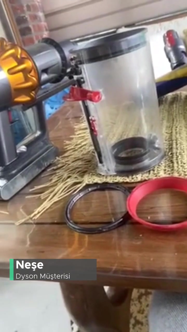 Dyson V15 Kırmızı Lastik Sorunu! videonun kapak resmi