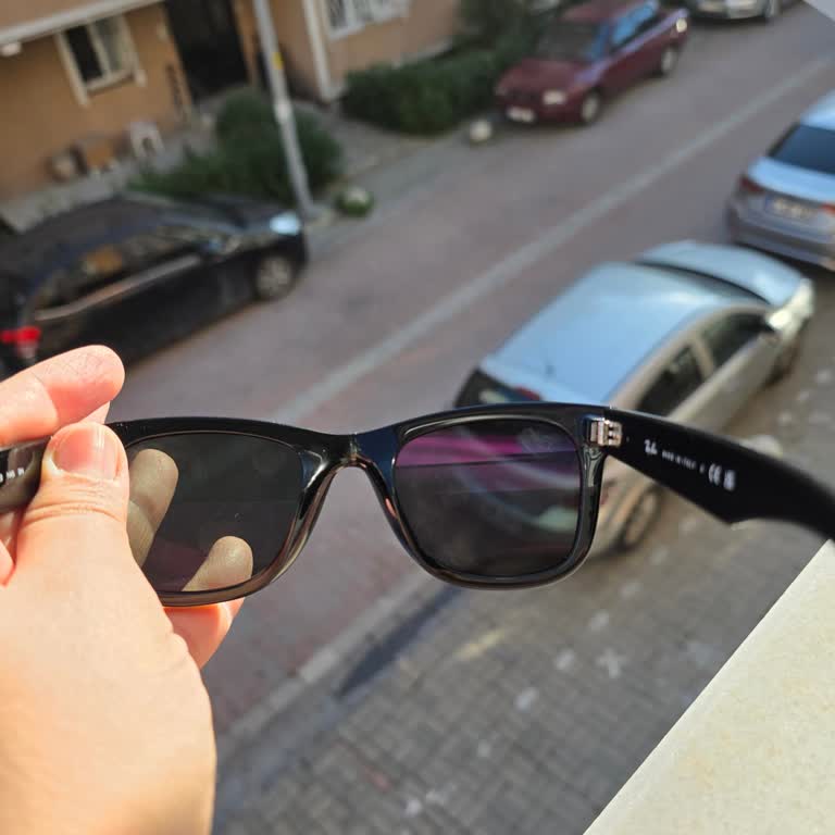 Rayban Gözlükte Parlama Sorunu Ve Değişim Talepli Mağduriyet