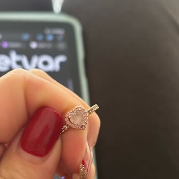 Kısa Sürede Deforme Olan Yüzüğe Mağaza İlgisizliği Ve Çözüm Sunulmaması