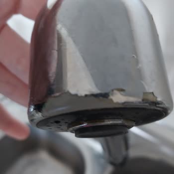 20 Yıl Garantili ECA Batarya Kısa Sürede Soyuldu Ve Su Akıtıyor