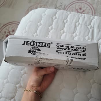 Kurye Kargomu Kapıya Fırlattı Üstüne Azarladı Muhatap Bulamıyorum