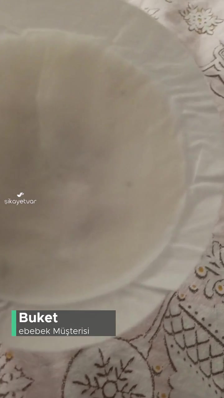 Ebebek İçinde Bilinmeyen Siyahlık Bir Sürü videonun kapak resmi