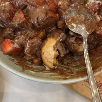 Çınar Şubesinde Tatlı Ve Servis Beklentimi Karşılamadı