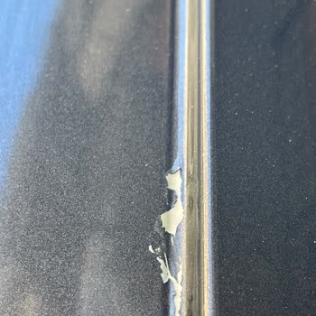 Opel Astra'da Kronik Boya Soyulması Sorunu