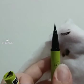 Beaulis Eyeliner Akıtma Yapıyor
