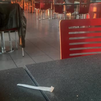 Burger King'de Eksik Patates Ve Yanmış Köfte Sorunu
